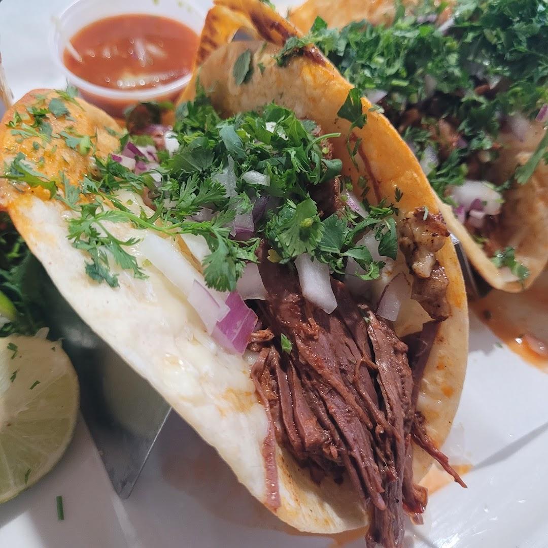 El Rincon Tacos & Grill